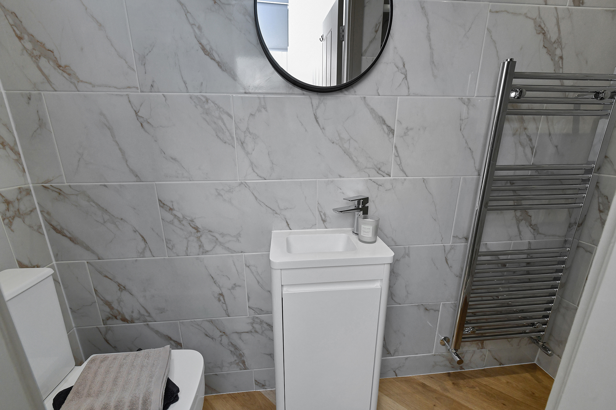 En-suite shower room at 64 Derbyshire Lane